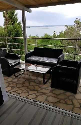 Holiday home Smokvica